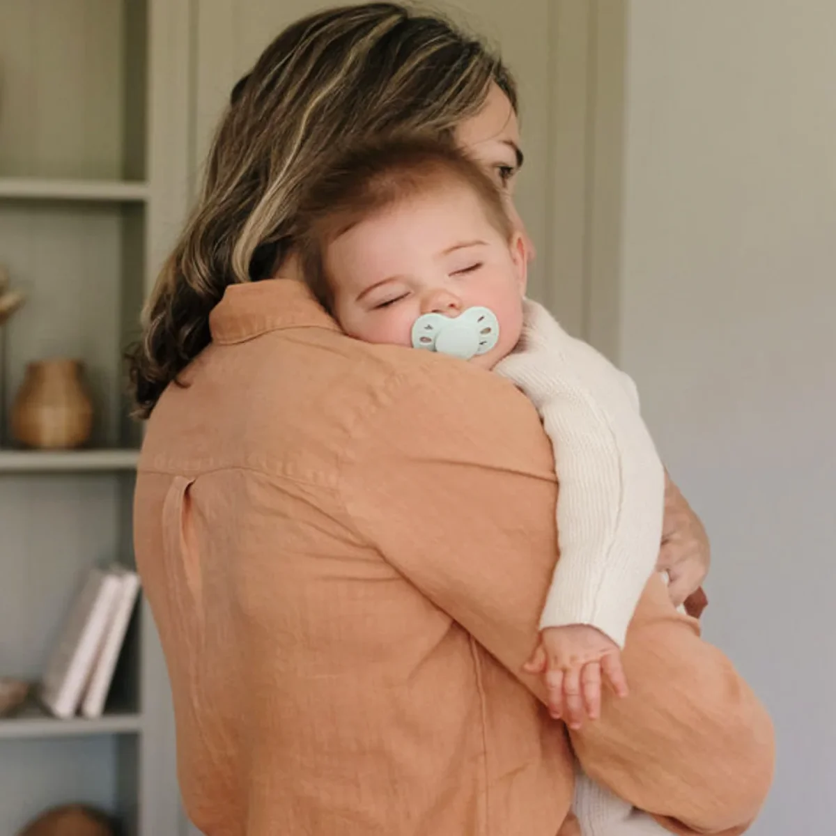 Lot de 2 sucettes anatomiques – Image 8