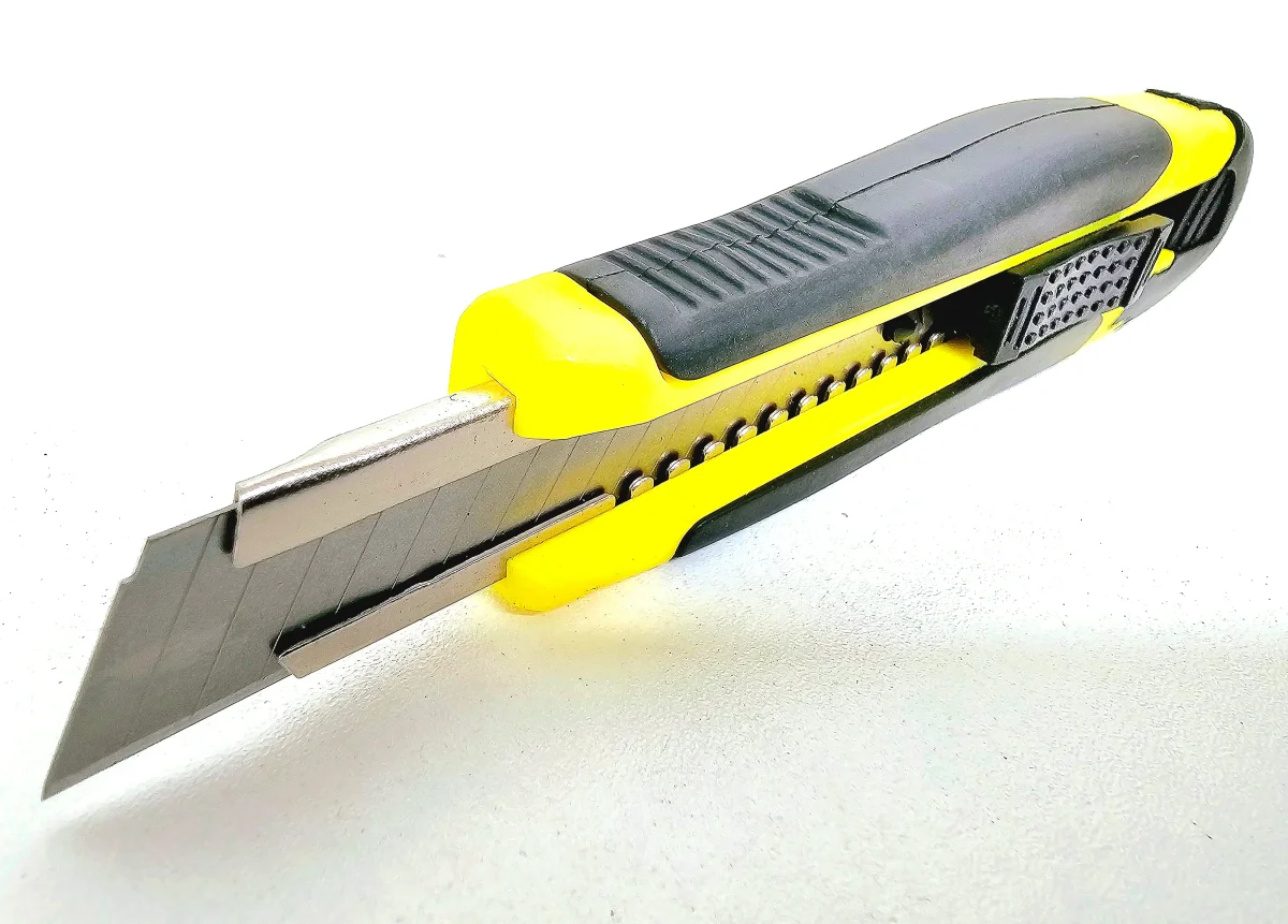Cutter lame sécable 18 mm – Image 3