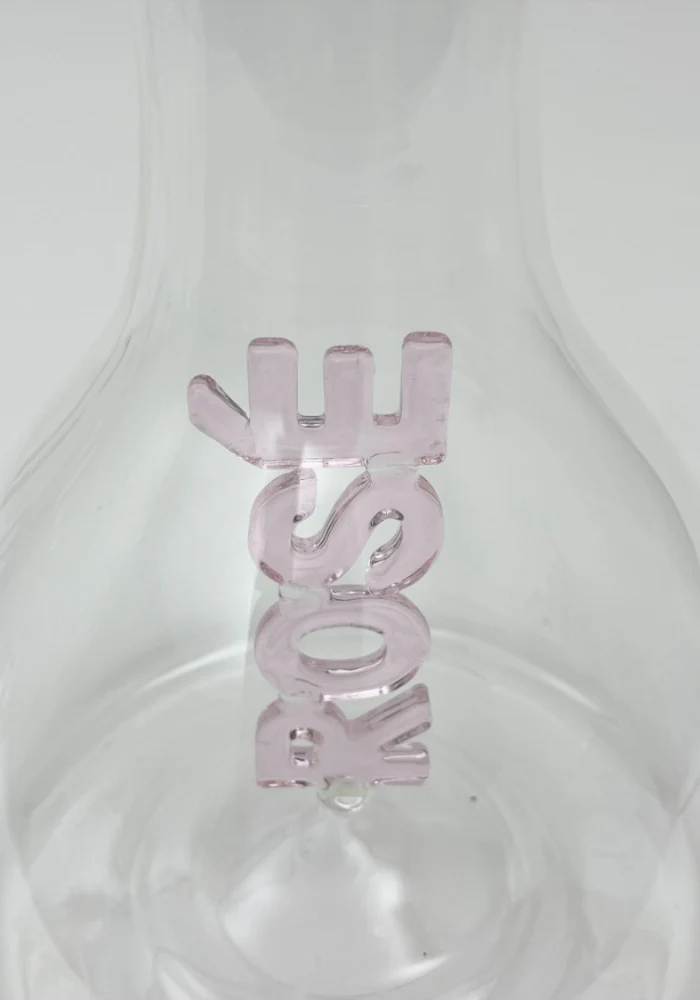 Carafe Bombée En Verre Rosé – Image 3