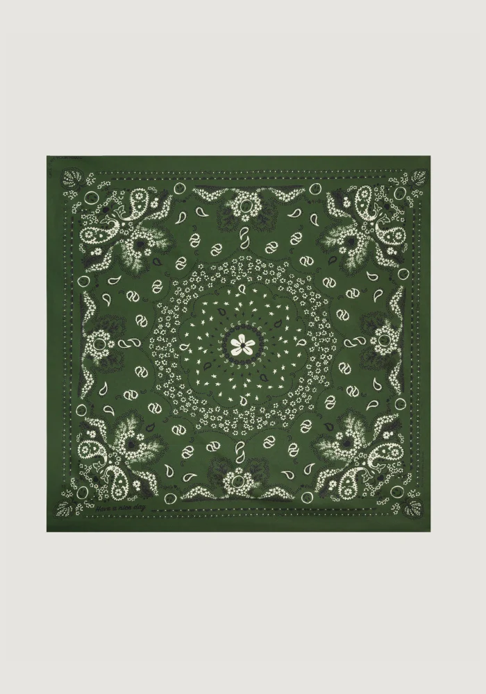 Bandana En Soie Vert Bouteille Petit Modèle – Image 2