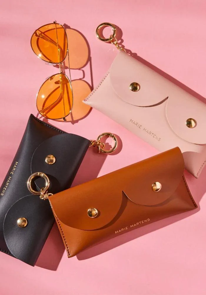 Etui à Lunettes Bikini Boobs Rose – Image 3