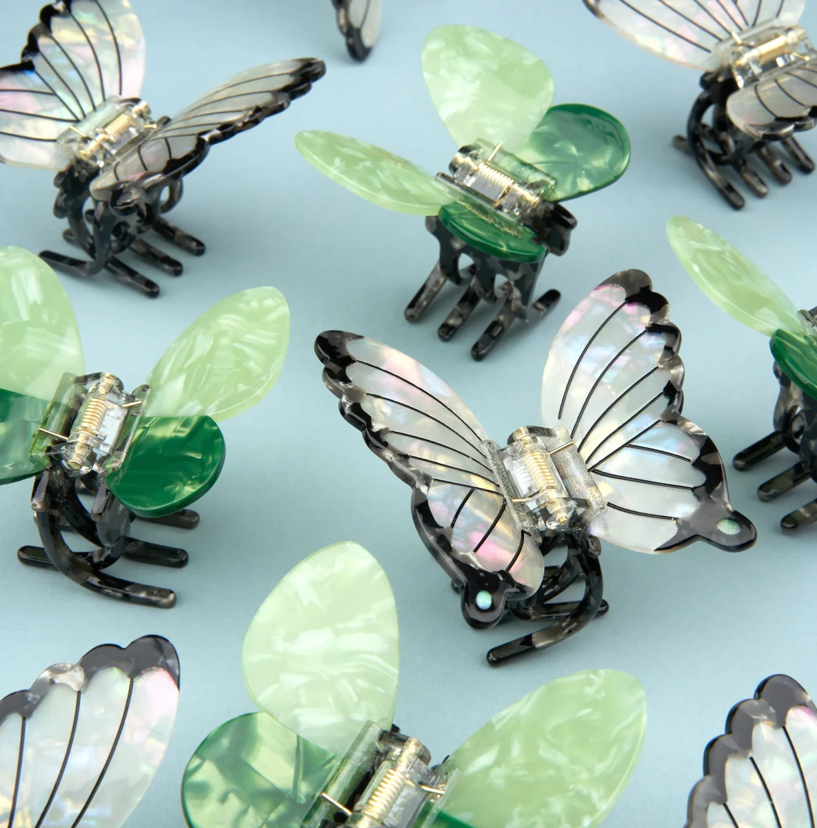 PINCE À CHEVEUX PAPILLON BLANC – Image 3