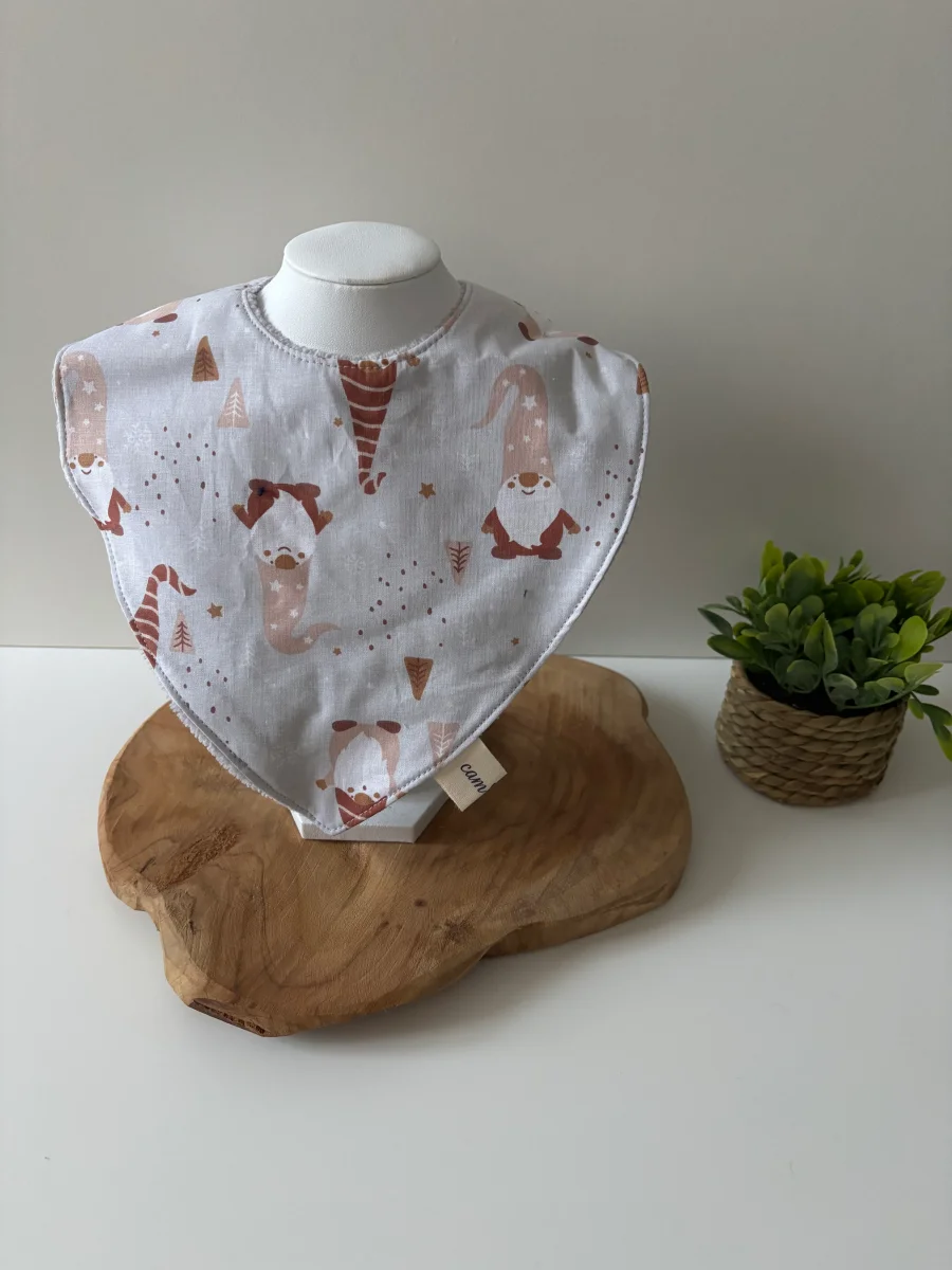 🎄 Bavoir Bandana de Noël – Doux, pratique et festif
