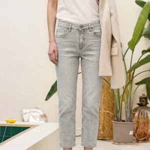 Jean Georges Droit Grey