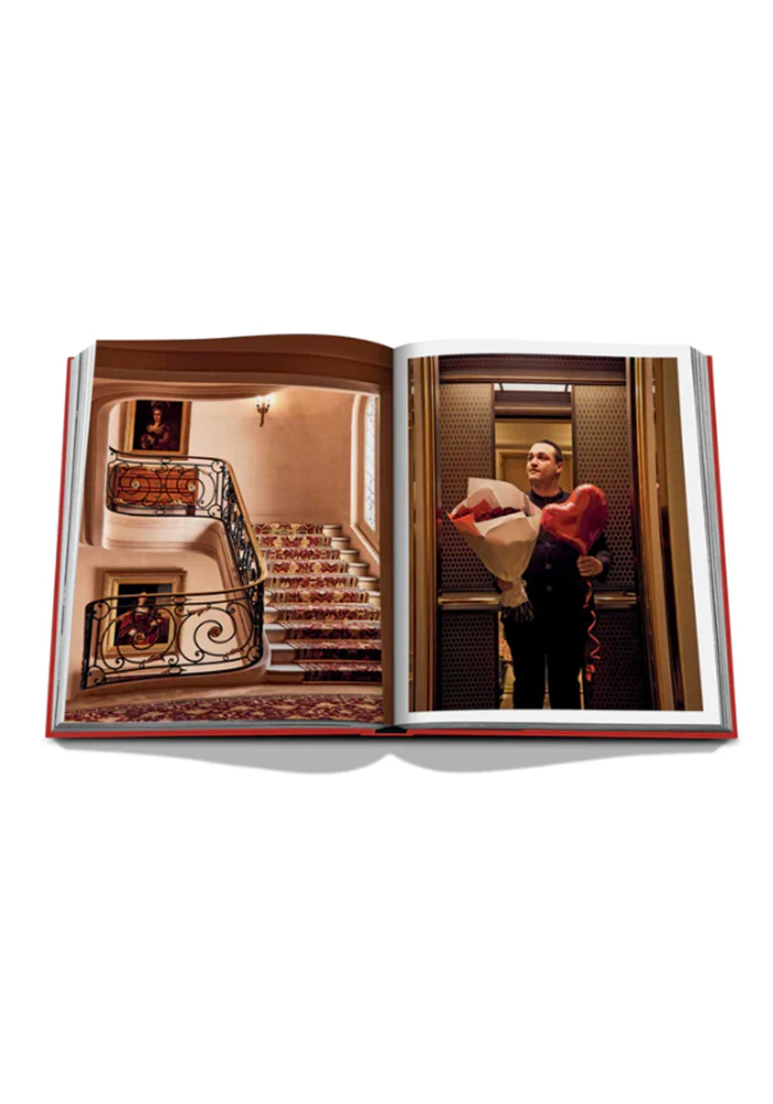 Livre Plaza Athénée – Image 6