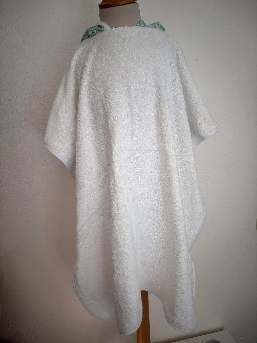 Poncho de bain 10-13 ans coloris au choix – Image 4