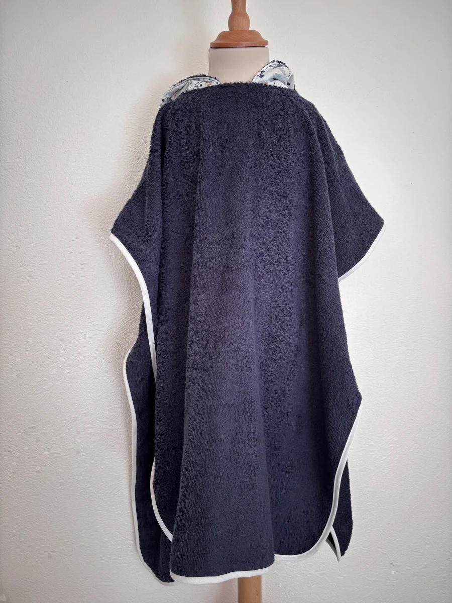 Poncho de bain 10-13 ans coloris au choix – Image 3