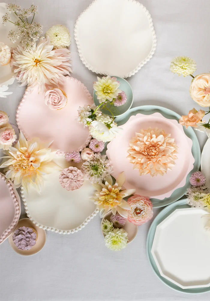 Lot De 8 Assiettes Petit Modèle Crème Dentelées – Image 3