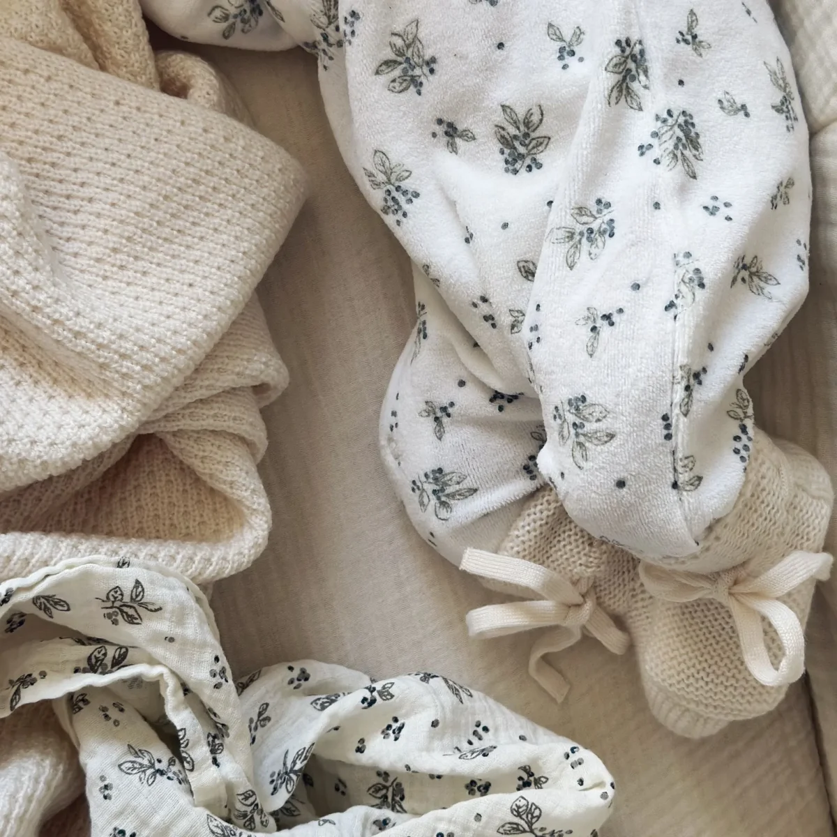 Pyjama bébé velours - Sloeberry – Image 2