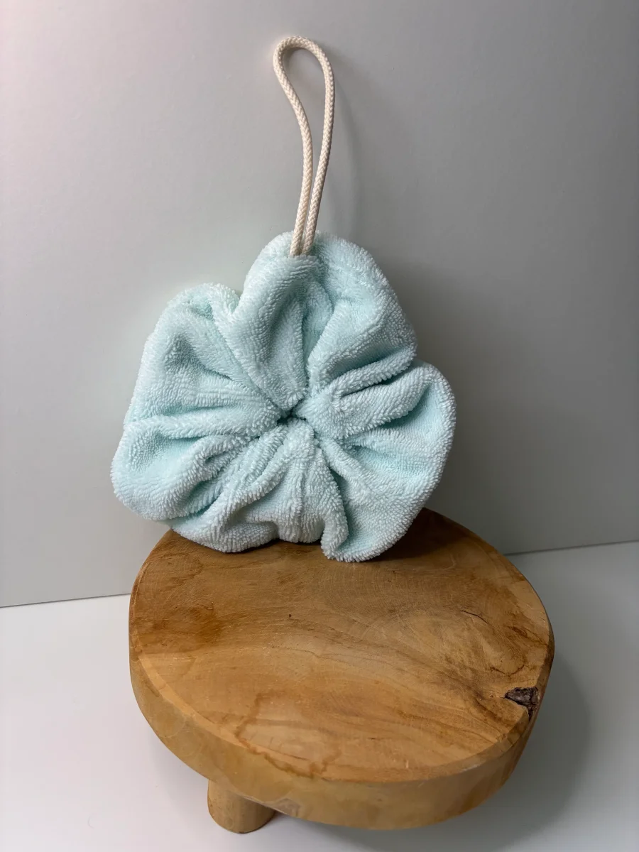 Fleur de douche en éponge bambou coloris au choix – Image 6