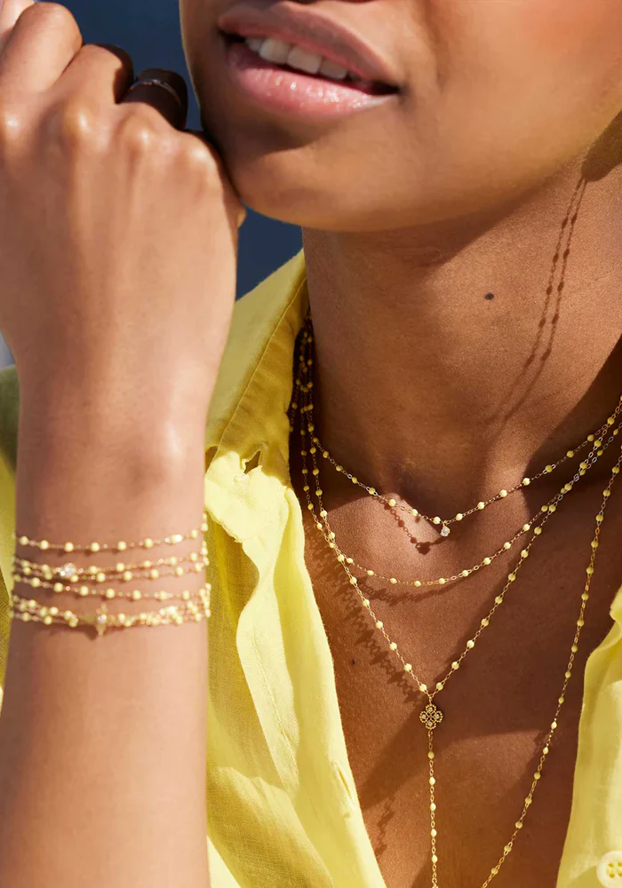 Sautoir Classique Gigi Or Rose Et Résines Mimosa 60cm – Image 3